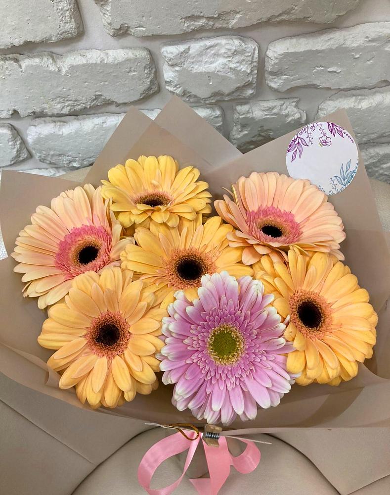 Букет цветов из: Герберы в Урожайном