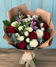Букет цветов из:  Розы и Альстромерии в Урожайном