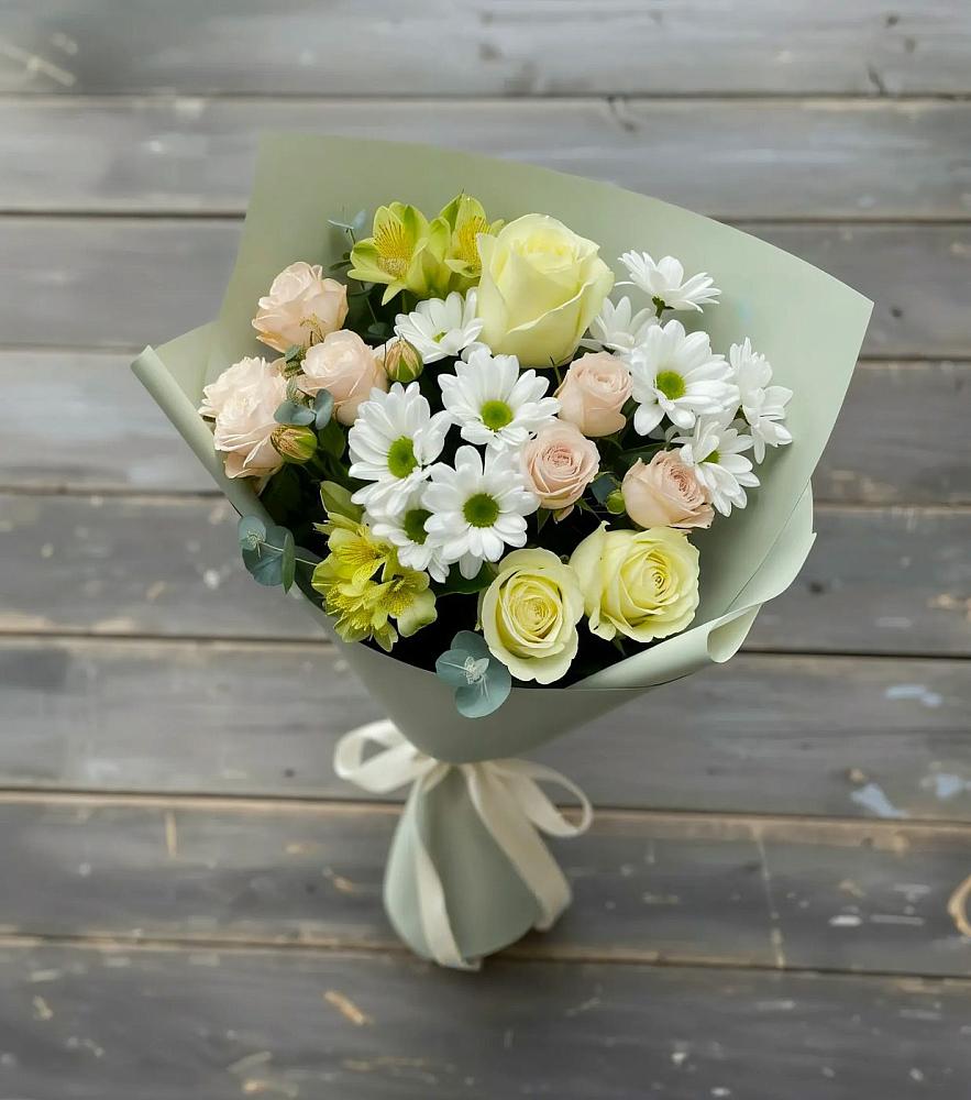 Букет цветов из: Альстромерии, Розы и Хризантемы в Урожайном