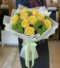 Букет цветов из:  Хризантемы и Розы в Урожайном