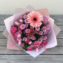 Букет цветов из:  Розы, Герберы и Хризантемы в Урожайном