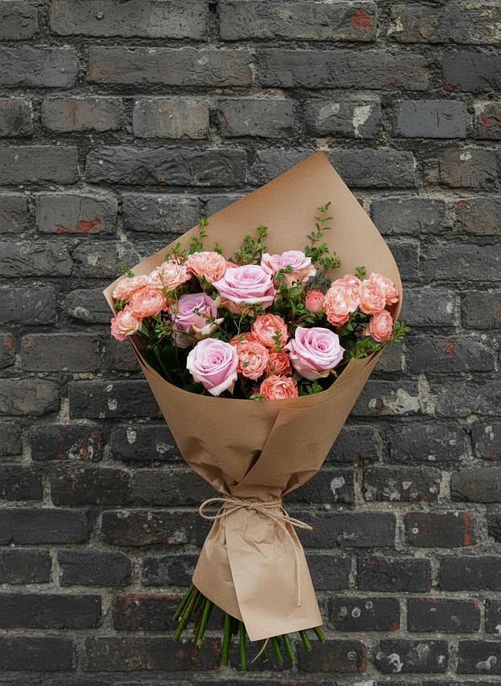 Букет цветов из: Розы в Урожайном