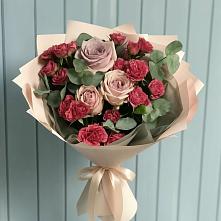 Букет цветов из:  Гвоздики и Розы #REPLACE_PRED# Урожайном