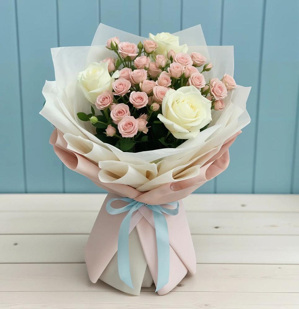 Букет цветов из: Розы в Урожайном